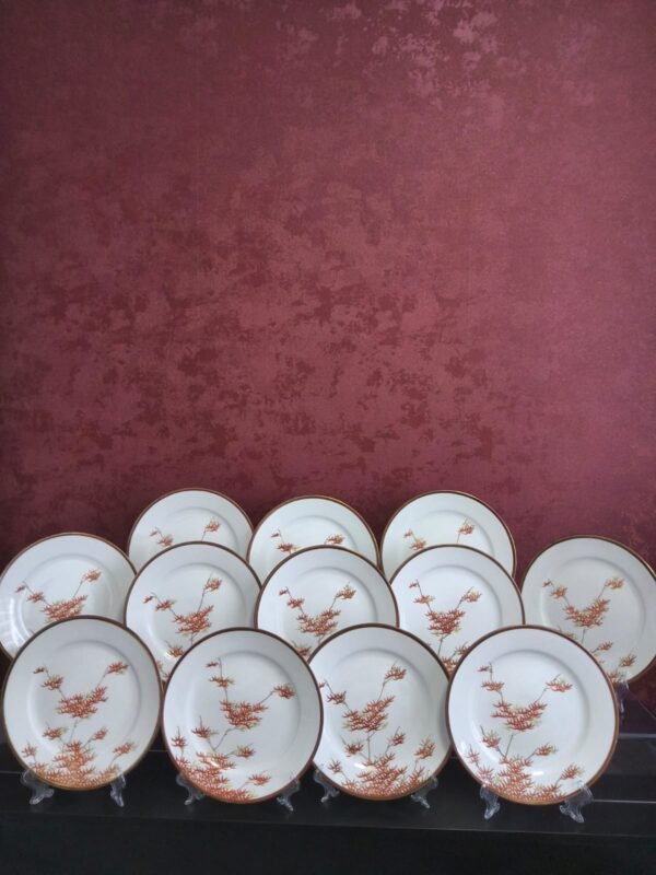 Conjunto de Pratos Japoneses em Porcelana Kutani