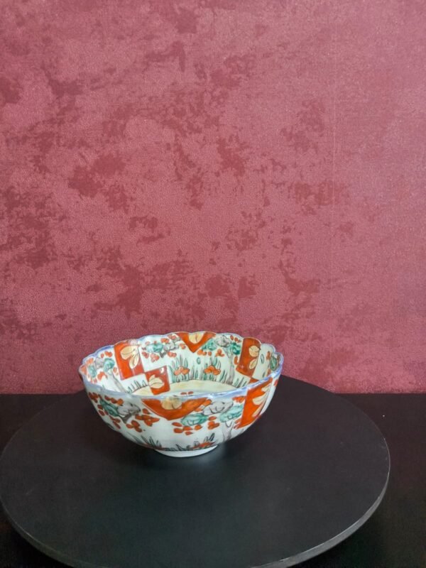Antigo Bowl Japonês em Porcelana Imari