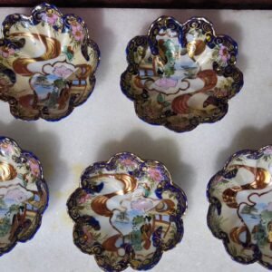 Conjunto de 5 Tigelas Japonesas Kutani do Período Meiji