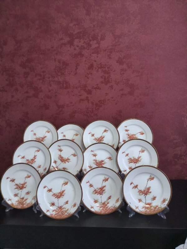 Conjunto de Pratos Japoneses em Porcelana Kutani
