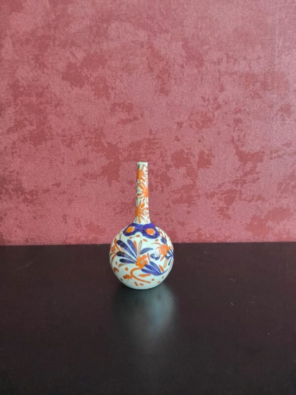 Vaso Japonês em Porcelana Imari