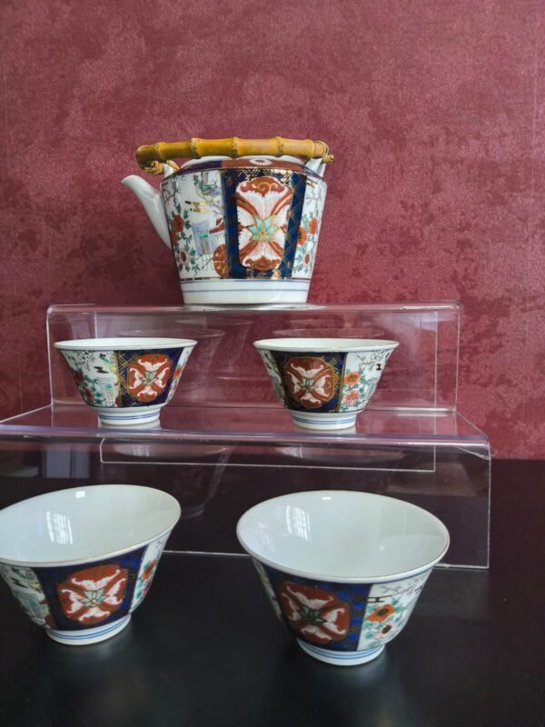 Conjunto de Chá Japonês em Porcelana Imari