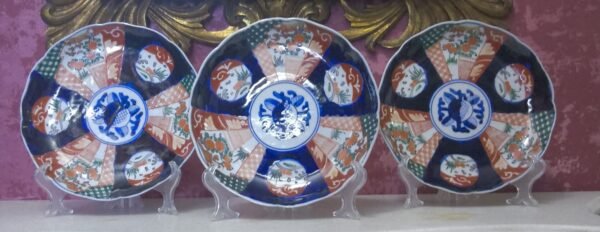 Conjunto de 3 Pratos Japoneses Imari com Decoração Radial