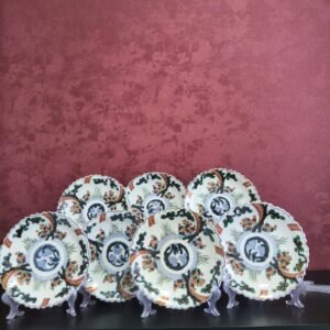Conjunto de 7 Pratos Japoneses Imari com Borda Recortada