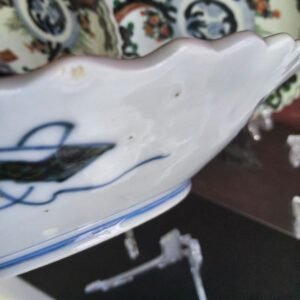 Conjunto de 7 Pratos Japoneses Imari com Borda Recortada
